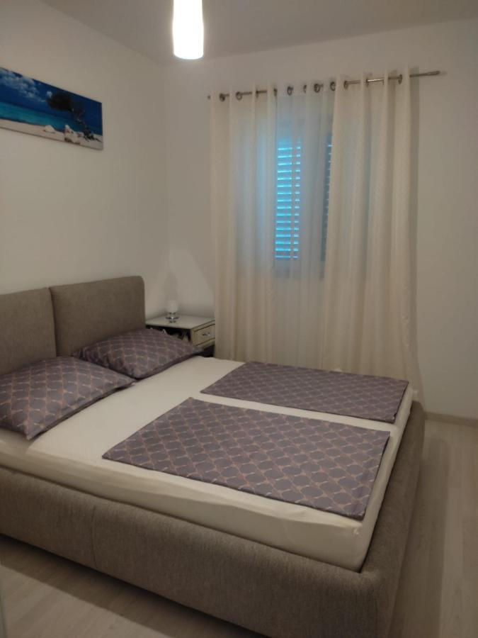 Apartment Josip 2 Tribunj  Exterior photo